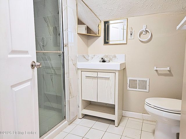 1205 S 43rd St, Louisville, KY 40211