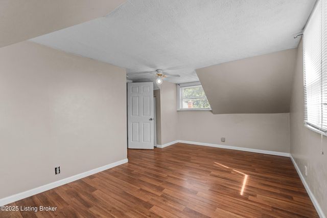 1205 S 43rd St, Louisville, KY 40211