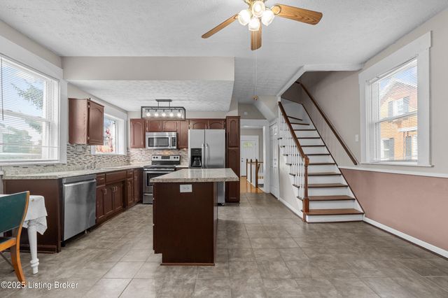 1205 S 43rd St, Louisville, KY 40211