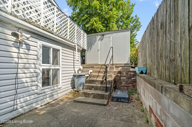 1205 S 43rd St, Louisville, KY 40211