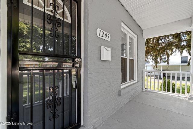 1205 S 43rd St, Louisville, KY 40211