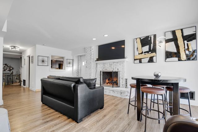 411 Suwanee Street, Park Forest, IL 60466