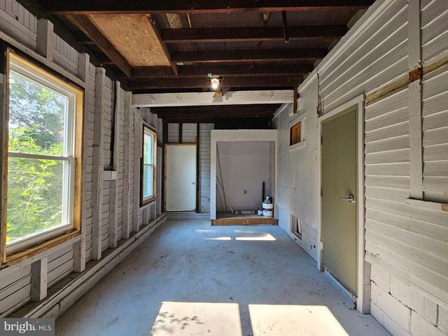 815 SAWYER AVE, Vineland, NJ 08360