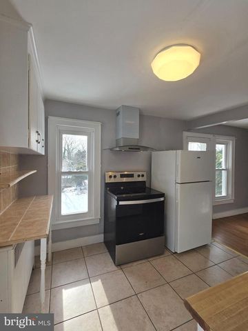 815 SAWYER AVE, Vineland, NJ 08360