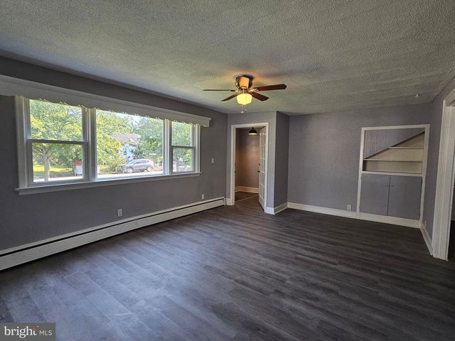 815 SAWYER AVE, Vineland, NJ 08360