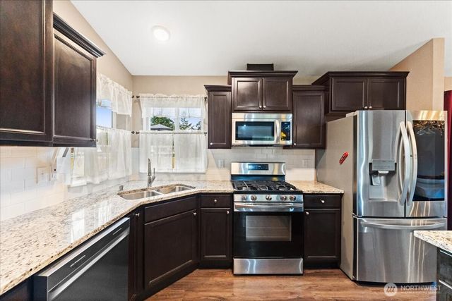 2701 Fishtrap Loop NE, Olympia, WA 98506