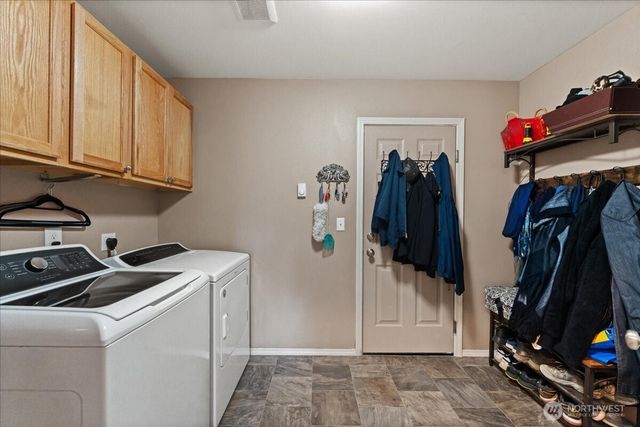2701 Fishtrap Loop NE, Olympia, WA 98506