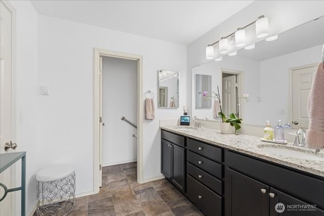 2701 Fishtrap Loop NE, Olympia, WA 98506