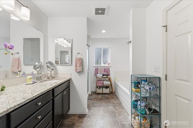 2701 Fishtrap Loop NE, Olympia, WA 98506