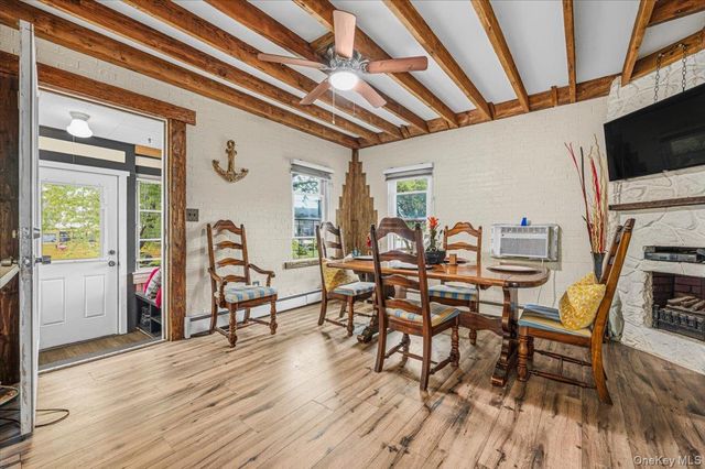 111 Ray Street, Freeport, NY 11520