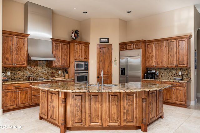 16740 E KINGSTREE Boulevard, Fountain Hills, AZ 85268