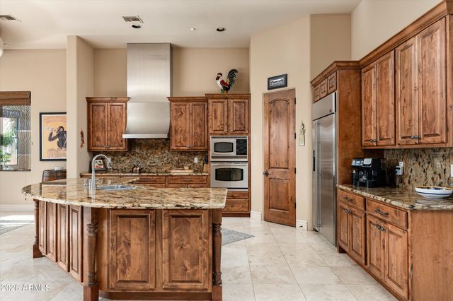 16740 E KINGSTREE Boulevard, Fountain Hills, AZ 85268