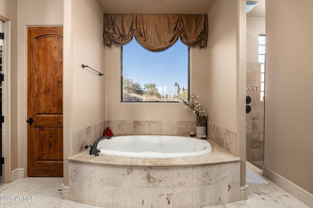 16740 E KINGSTREE Boulevard, Fountain Hills, AZ 85268