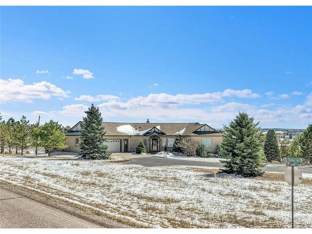 11346 N Canary Ln, Parker, CO 80138