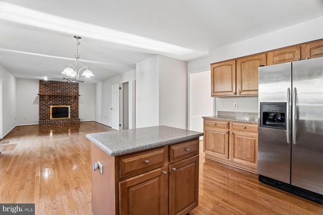 8324 SWEET CHERRY LN, Laurel, MD 20723