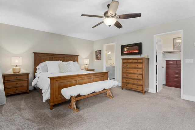 1968 Bechelli Lane, Redding, CA 96002