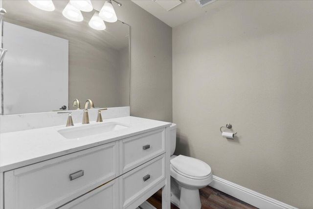 1968 Bechelli Lane, Redding, CA 96002