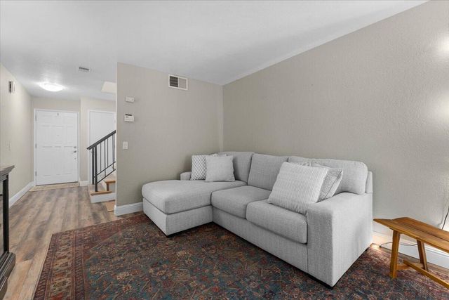 1968 Bechelli Lane, Redding, CA 96002