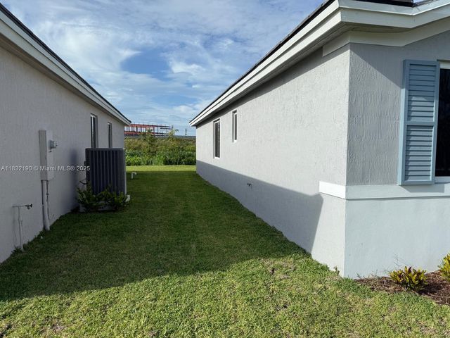 1838 NE 1st St, Homestead, FL 33033