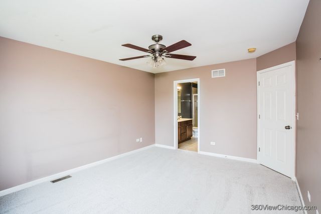 1416 Draper Road, Mchenry, IL 60050