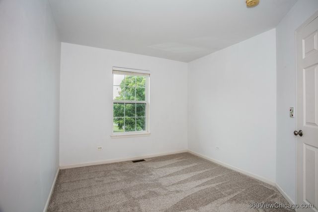 1416 Draper Road, Mchenry, IL 60050