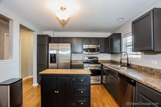 1416 Draper Road, Mchenry, IL 60050