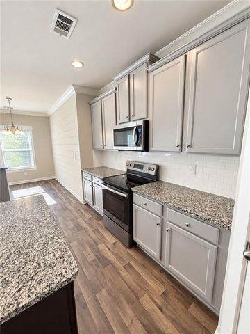 4139 Anthony Creek Drive, Loganville, GA 30052