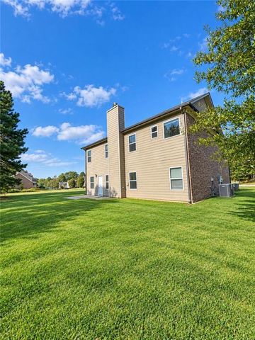 4139 Anthony Creek Drive, Loganville, GA 30052
