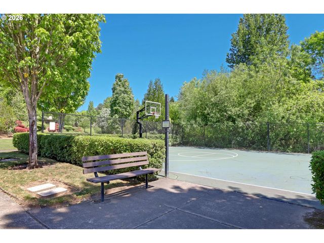 17236 Sw 136TH Ave, Portland, OR 97224