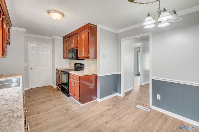 108 Colt Circle, Huntsville, AL 35811