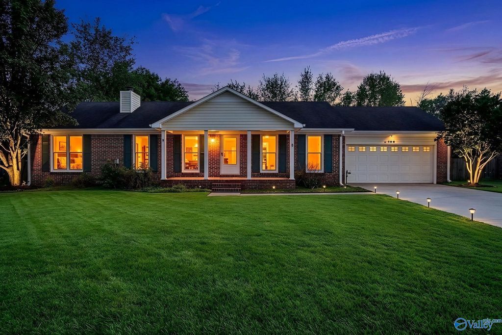 108 Colt Circle, Huntsville, AL 35811