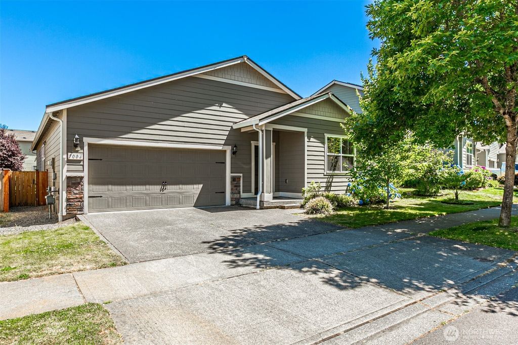 7004 Munn Lake SE, Tumwater, WA 98501