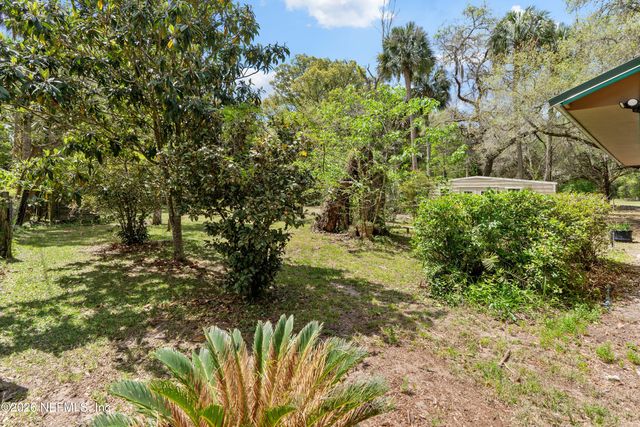309 KEUKA LAKE Trail, Interlachen, FL 32148