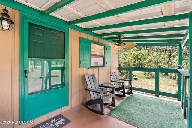 309 KEUKA LAKE Trail, Interlachen, FL 32148