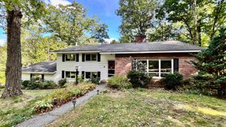 3 Ridge Road, Essex Junction, VT 05452