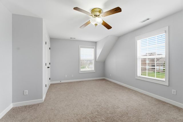 2733 Presley Dr, Murfreesboro, TN 37128
