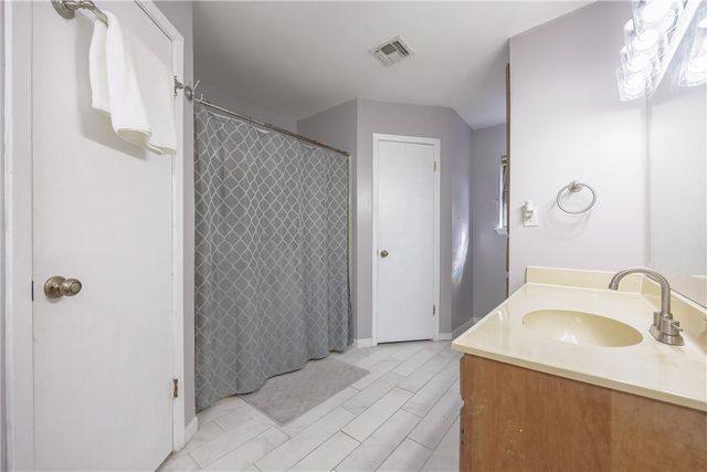 2413 Cricket Hollow St, Corpus Christi, TX 78414