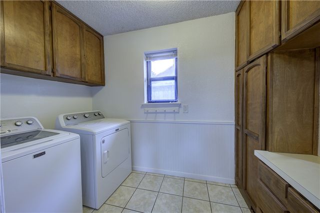 2413 Cricket Hollow St, Corpus Christi, TX 78414