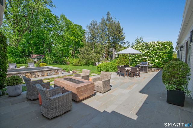 21 Branchville Road, Ridgefield, CT 06877