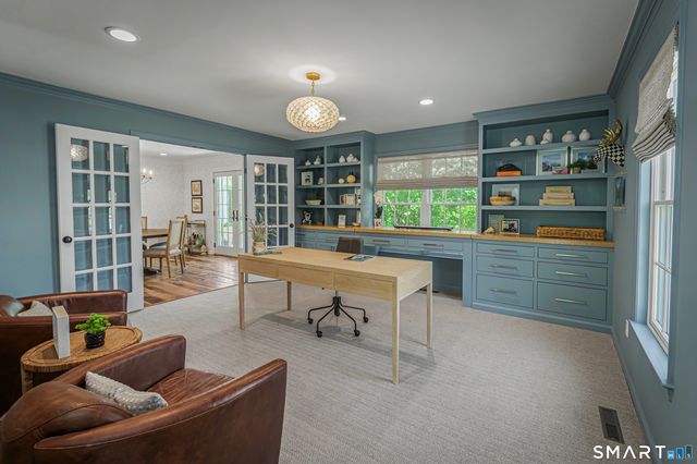 21 Branchville Road, Ridgefield, CT 06877