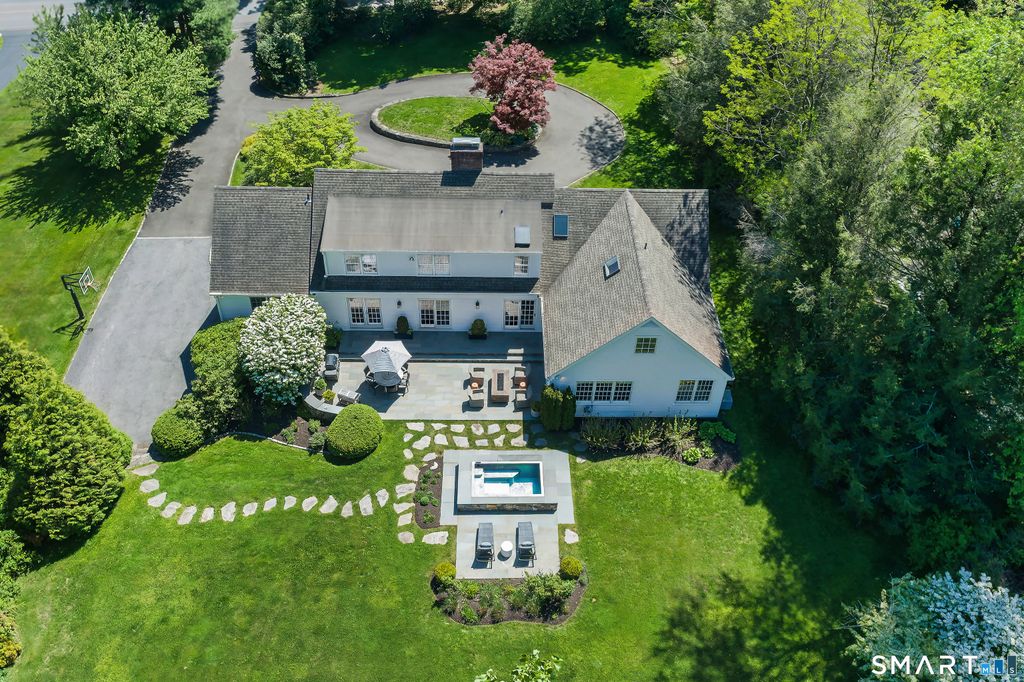 21 Branchville Road, Ridgefield, CT 06877