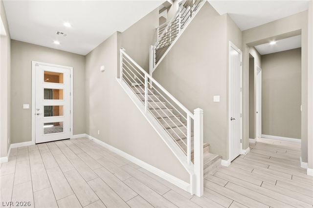 10314 Apache Blue Avenue, Las Vegas, NV 89135