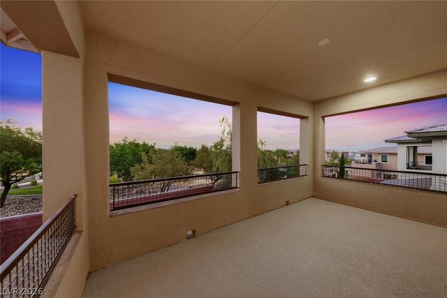 10314 Apache Blue Avenue, Las Vegas, NV 89135