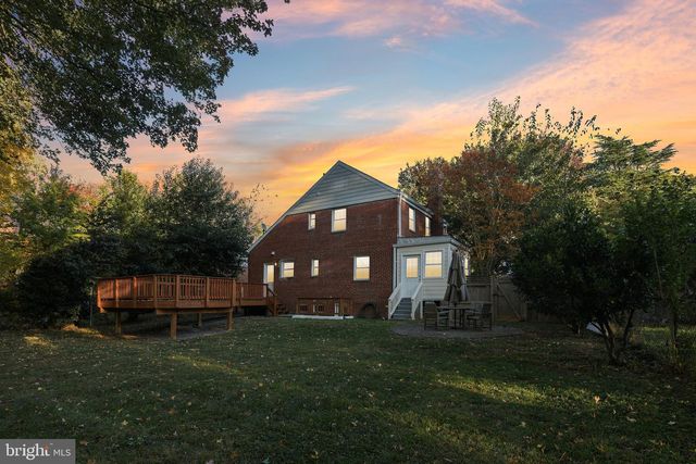 4012 BEECHWOOD RD, University Park, MD 20782
