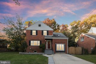 4012 BEECHWOOD RD, University Park, MD 20782