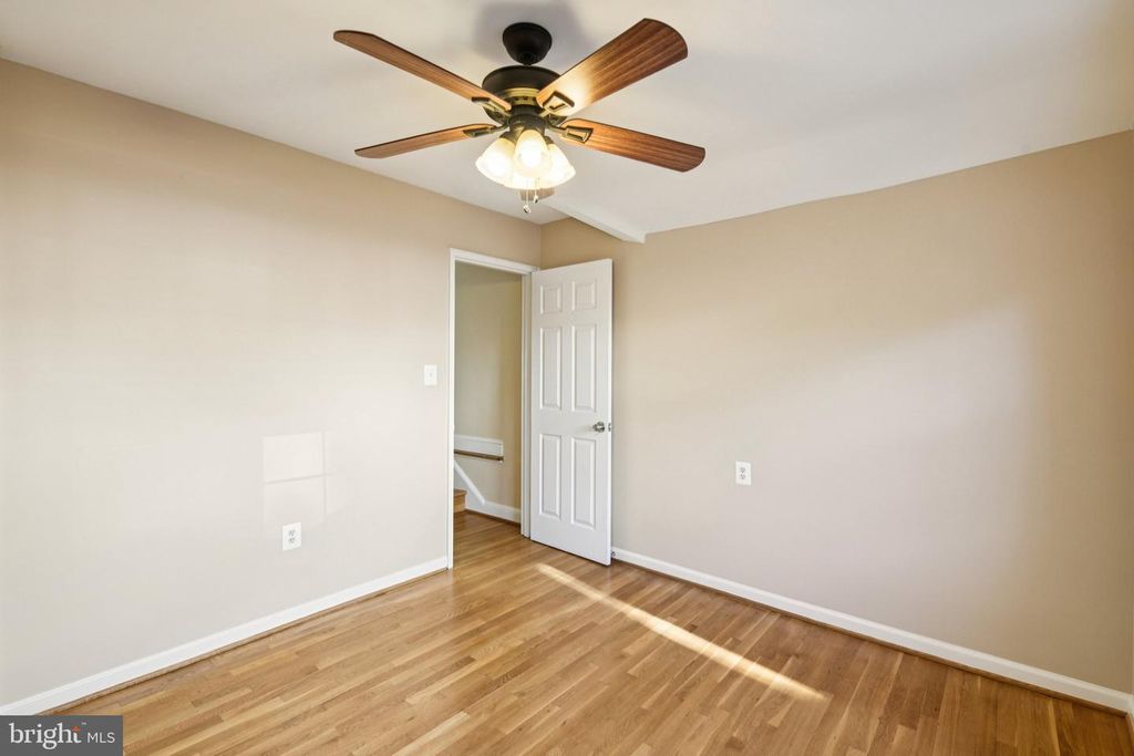Image 18 of property listing at 4012 BEECHWOOD RD, University Park, MD 20782
