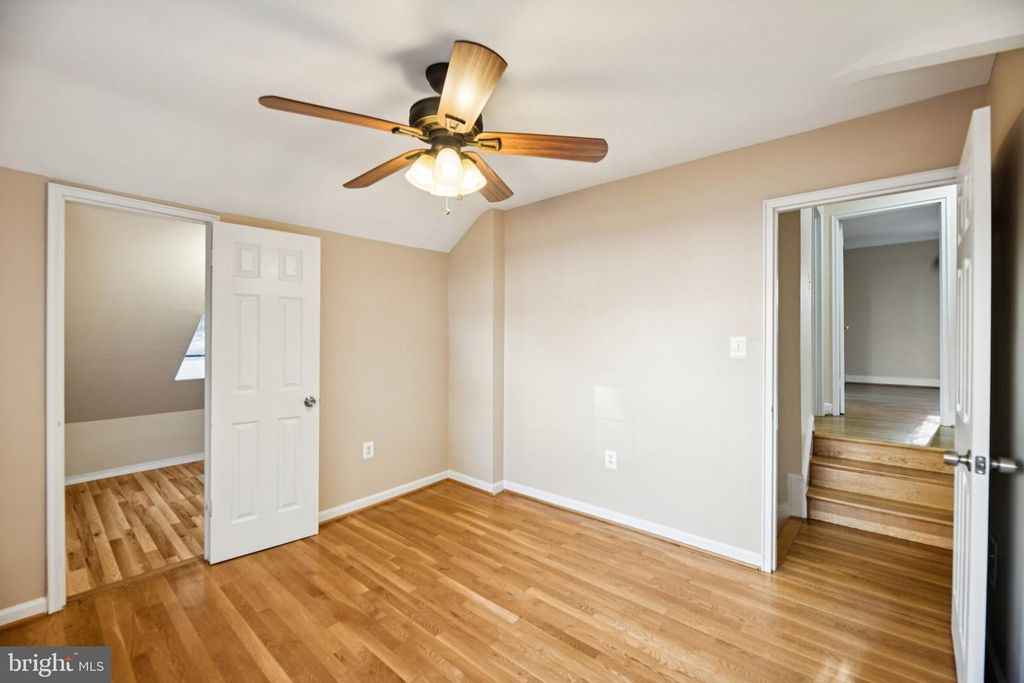 Image 19 of property listing at 4012 BEECHWOOD RD, University Park, MD 20782