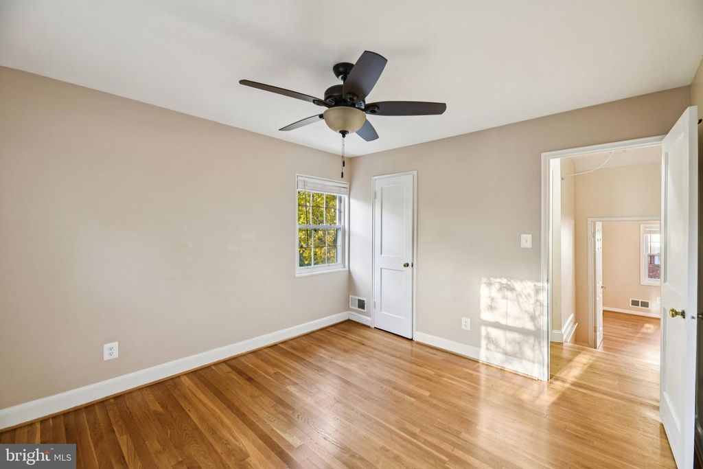 Image 22 of property listing at 4012 BEECHWOOD RD, University Park, MD 20782