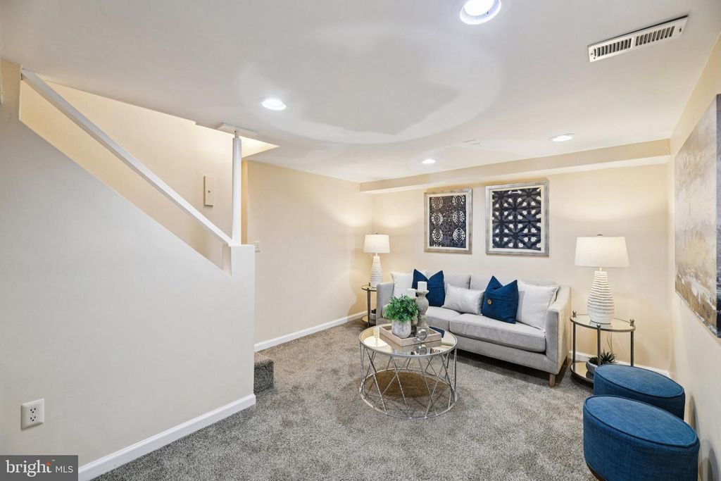 Image 27 of property listing at 4012 BEECHWOOD RD, University Park, MD 20782