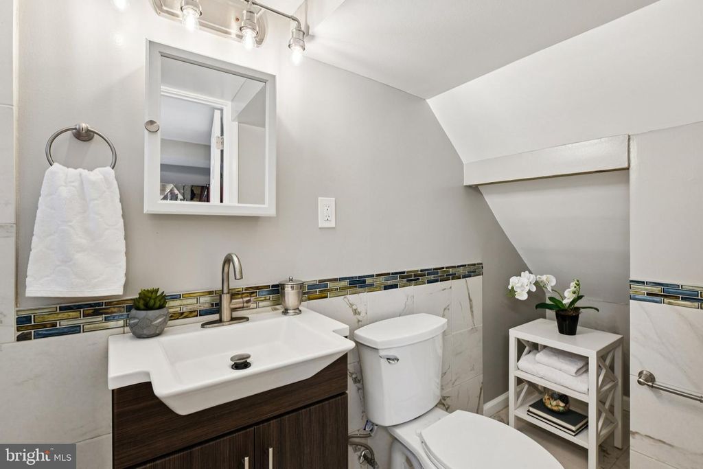 Image 34 of property listing at 4012 BEECHWOOD RD, University Park, MD 20782